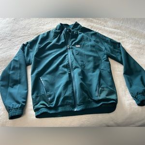 Fig scrubs men’s cobaki jacket size medium Caribbean blue